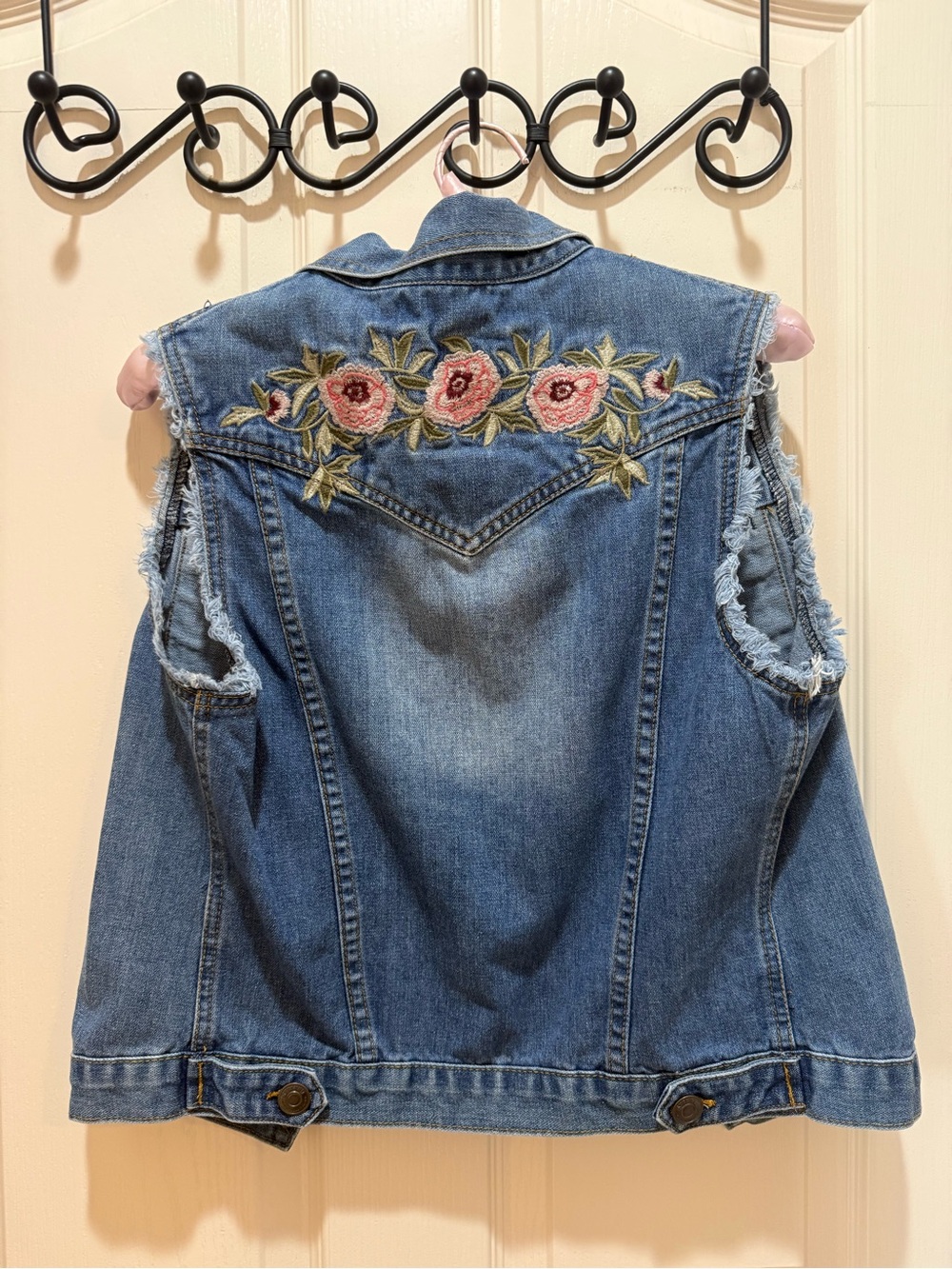 Shyanne Blue Denim Sleeveless Denim Vest size small